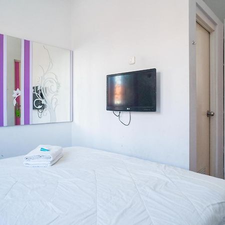 Urbanview Hotel Fiffa Kauman Malang Esterno foto