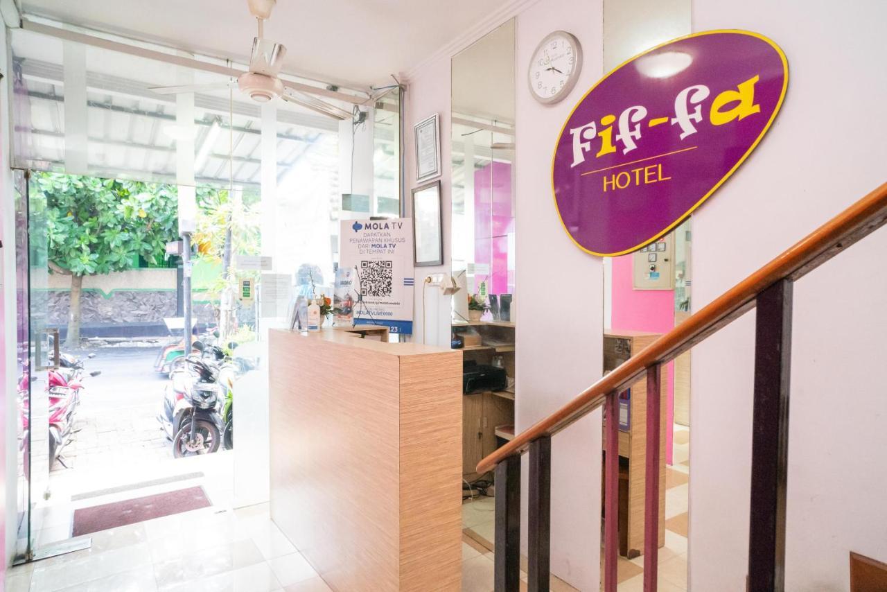 Urbanview Hotel Fiffa Kauman Malang Esterno foto